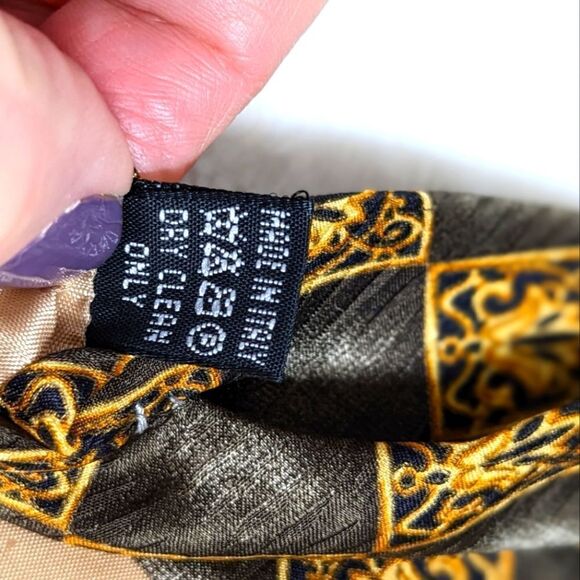 Men's Vintage 100% Silk Tie Made in Italy - Checkerboard Crest Motif - Picture 11 of 16